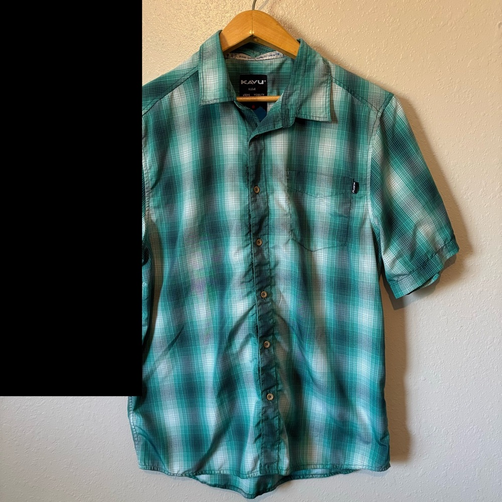 Kavu button up